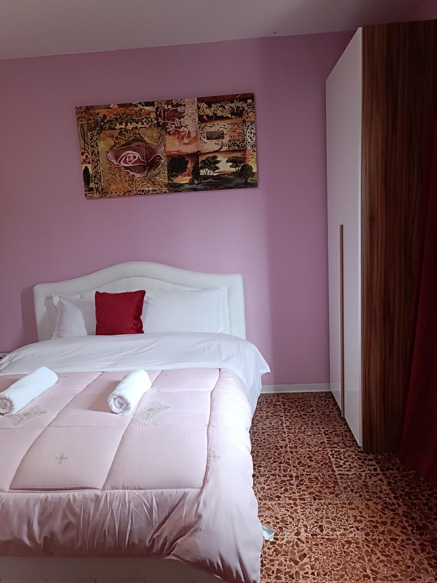 Locazione Turistica 2 Bed & Breakfast Tessera Exterior photo